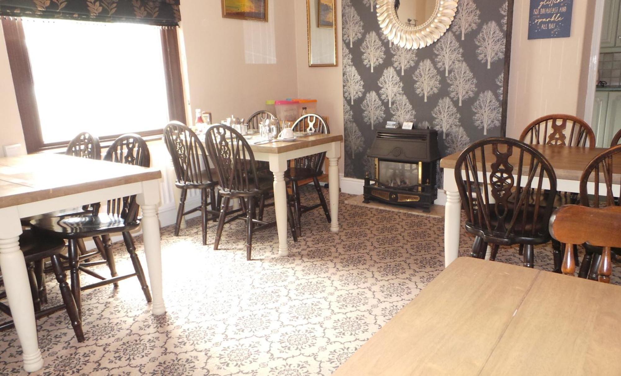 Tynedale Guest House เพนริท ภายนอก รูปภาพ