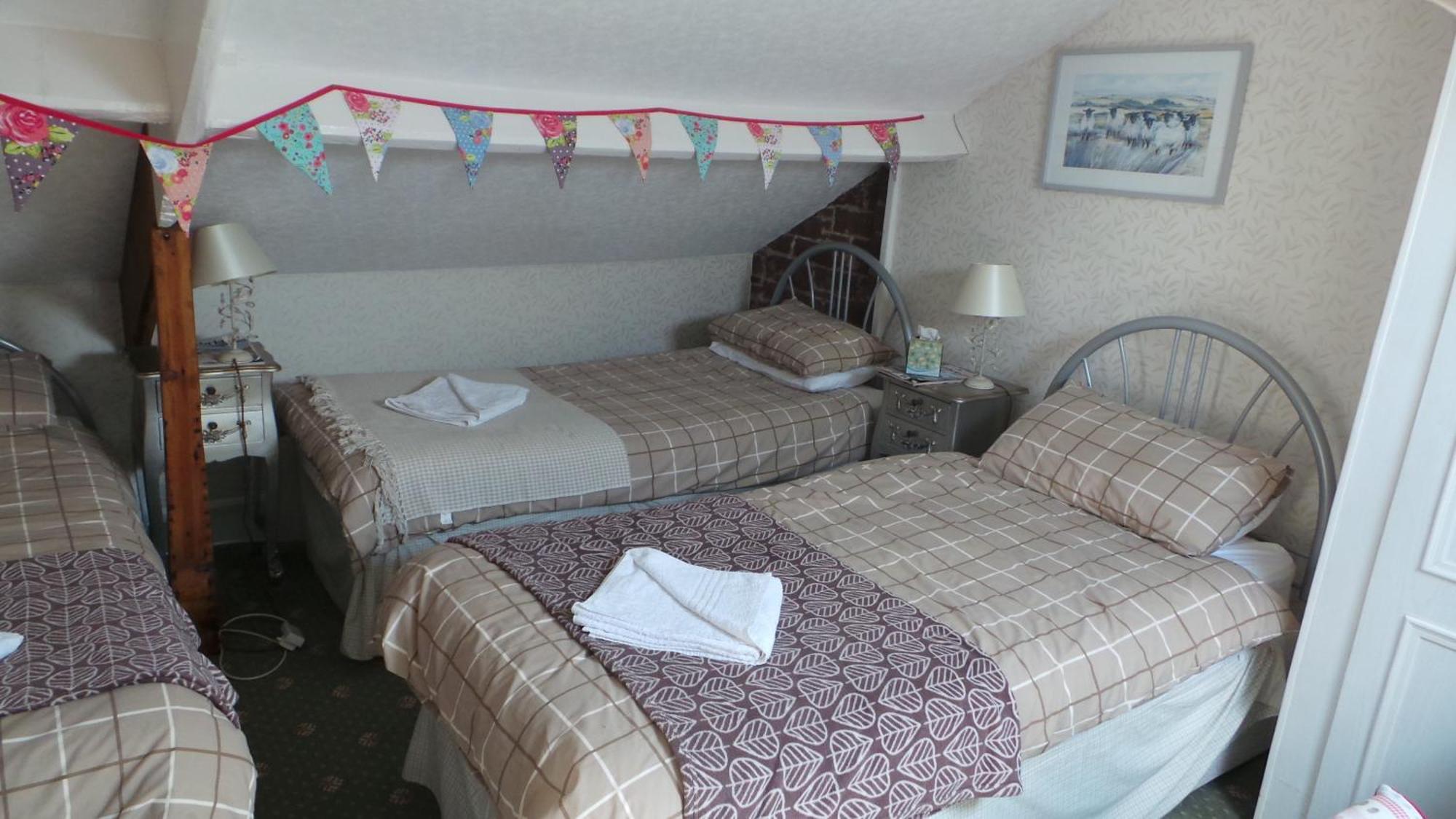 Tynedale Guest House เพนริท ภายนอก รูปภาพ