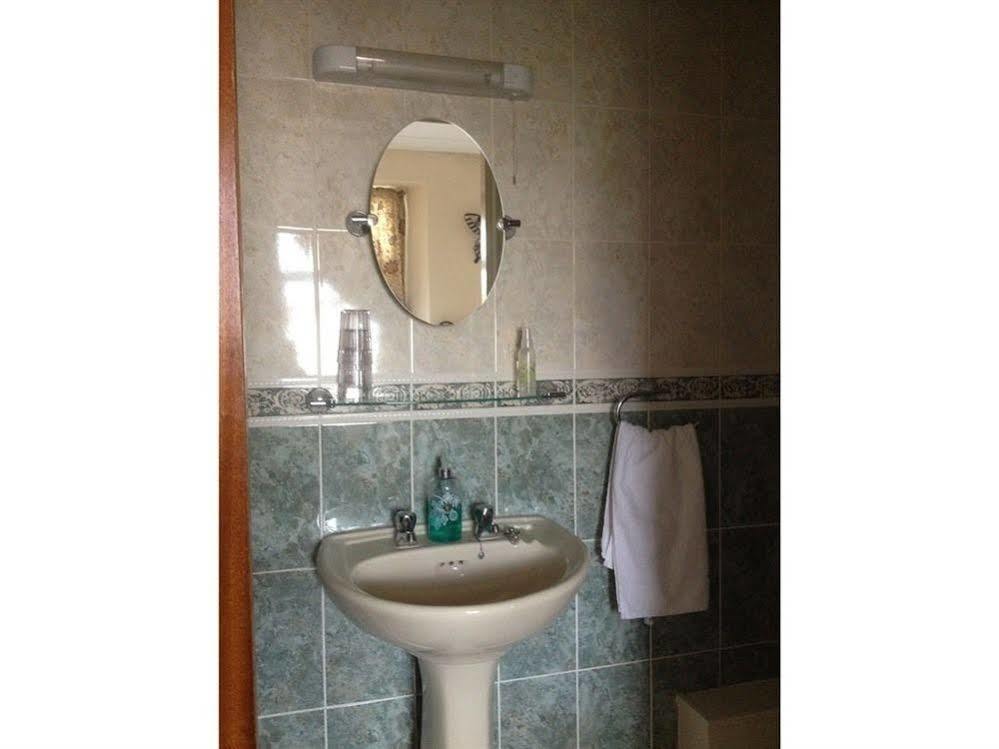 Tynedale Guest House เพนริท ภายนอก รูปภาพ